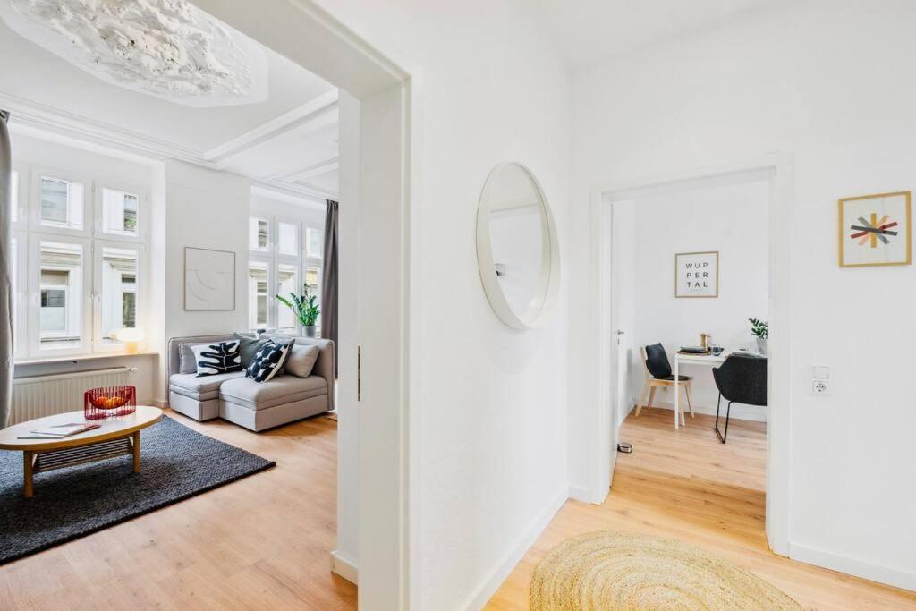 Wuppertaler Altbau-Traum Gutenberg - Naehe Dus & Dortmund & Koeln & Essen Leilighet Eksteriør bilde